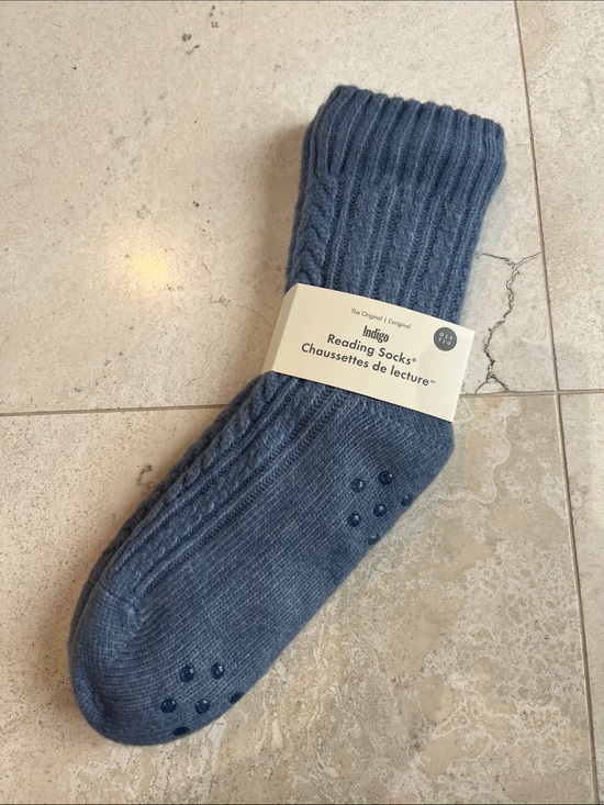 Indigo Accessories - Cozy & Soft Knit Indigo Reading Socks with Non-Slip Dots - Brand New